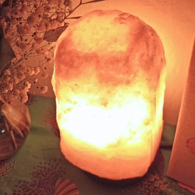 Výherní solná lampa v novém domově