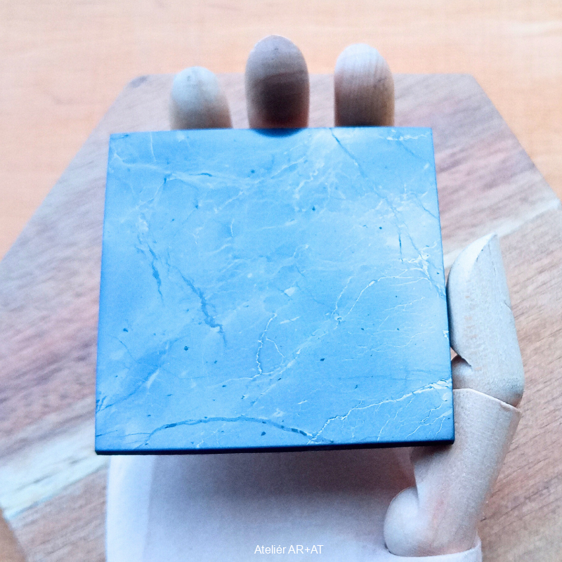 Šungitová destička na počítač s gravírováním (čtverec 5x5cm)