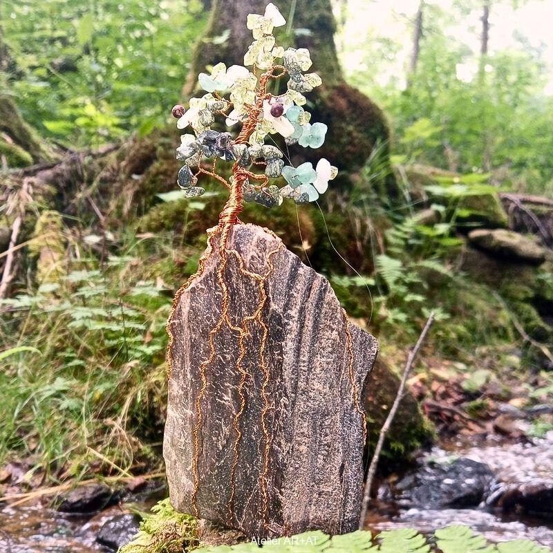 Dřevěná Skála - Strom Života vytrvalosti